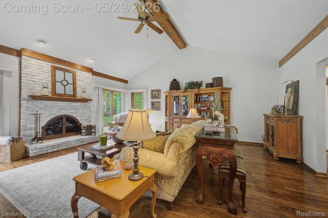 21470 Woodfarm Drive, Northville, MI 48167