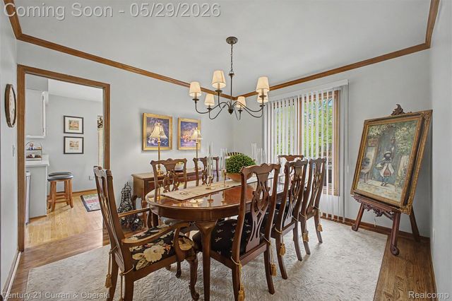 21470 Woodfarm Drive, Northville, MI 48167