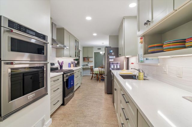 6150 Berwyn Lane, Dallas, TX 75214
