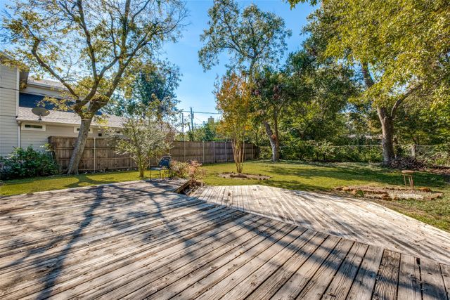 4427 Somerville Avenue, Dallas, TX 75206