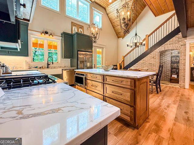 2185 Ben T Huiet Highway, Clarkesville, GA 30523
