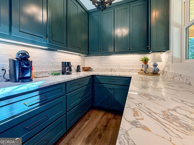 2185 Ben T Huiet Highway, Clarkesville, GA 30523