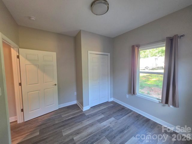 1105 8th Street, Statesville, NC 28677