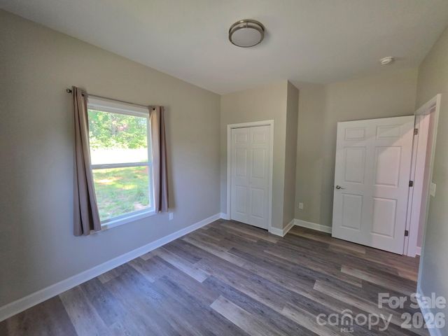 1105 8th Street, Statesville, NC 28677