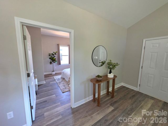 1105 8th Street, Statesville, NC 28677