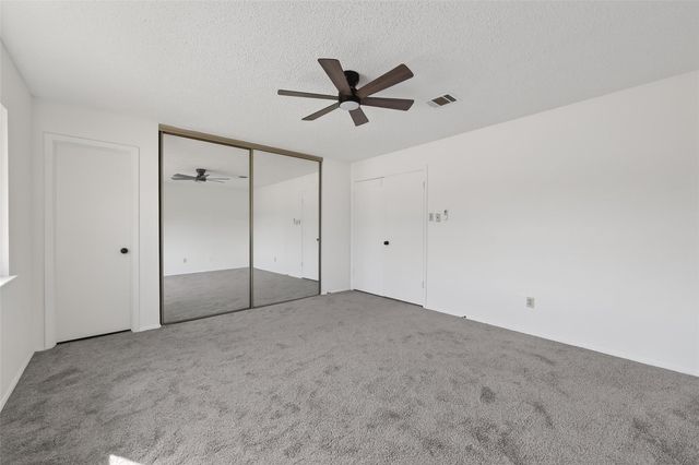 11539 Village Place Drive 166, Houston, TX 77077