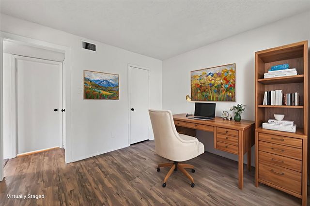 11539 Village Place Drive 166, Houston, TX 77077