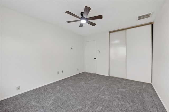 11539 Village Place Drive 166, Houston, TX 77077