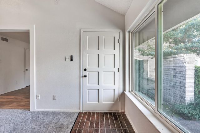 11539 Village Place Drive 166, Houston, TX 77077