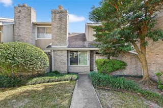 11539 Village Place Drive 166, Houston, TX 77077
