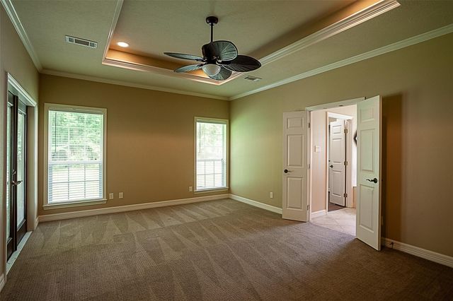 289 Broadmoor Drive, Huntsville, TX 77340