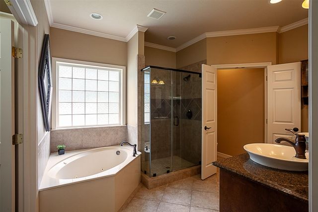 289 Broadmoor Drive, Huntsville, TX 77340