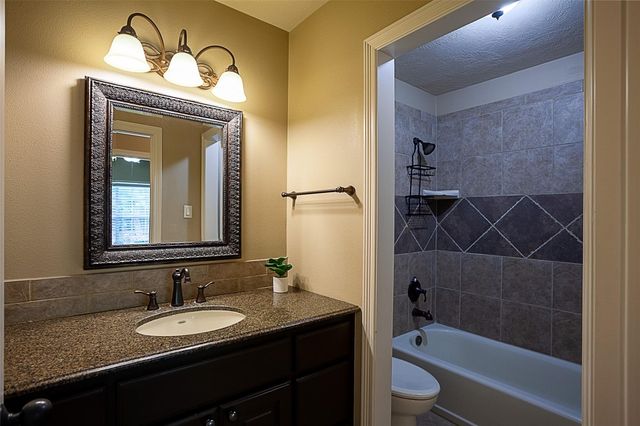 289 Broadmoor Drive, Huntsville, TX 77340