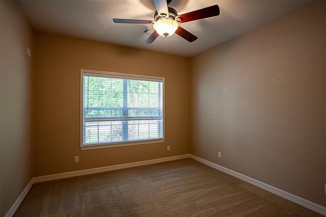 289 Broadmoor Drive, Huntsville, TX 77340