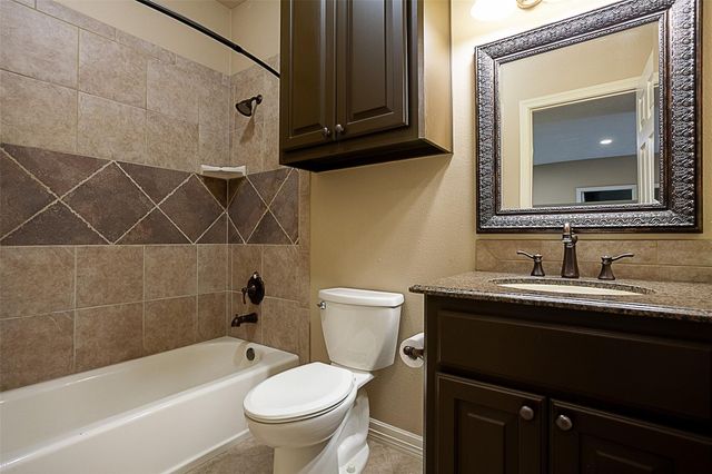289 Broadmoor Drive, Huntsville, TX 77340