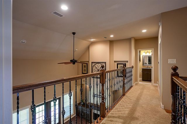 289 Broadmoor Drive, Huntsville, TX 77340