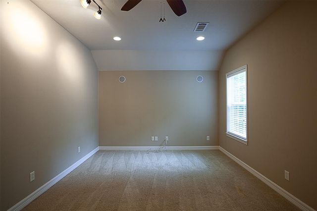 289 Broadmoor Drive, Huntsville, TX 77340