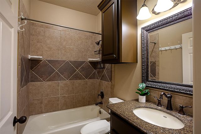 289 Broadmoor Drive, Huntsville, TX 77340