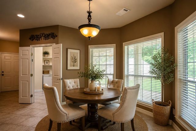 289 Broadmoor Drive, Huntsville, TX 77340