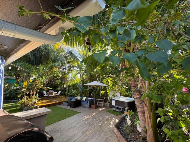 1605 N N Street N, Lake Worth Beach, FL 33460