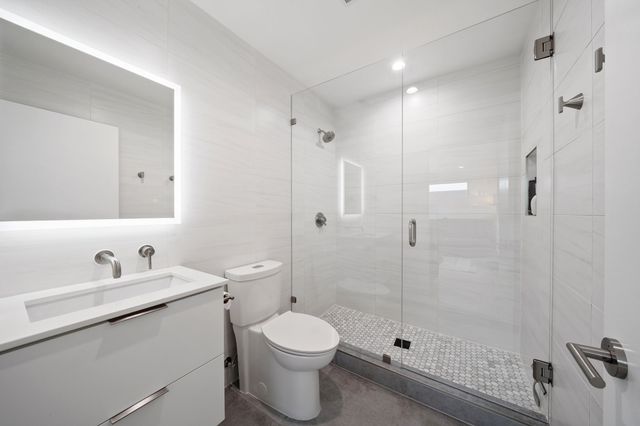 423 W Colorado Boulevard, Dallas, TX 75208
