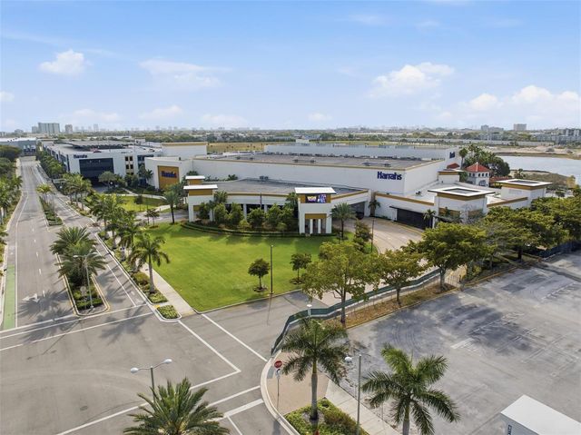 3000 S Course Drive 201, Pompano Beach, FL 33069