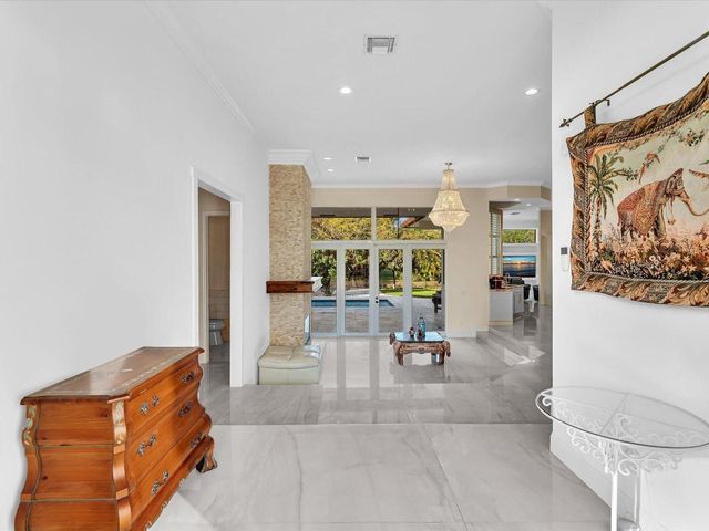 920 NW 122nd Avenue, Plantation, FL 33325