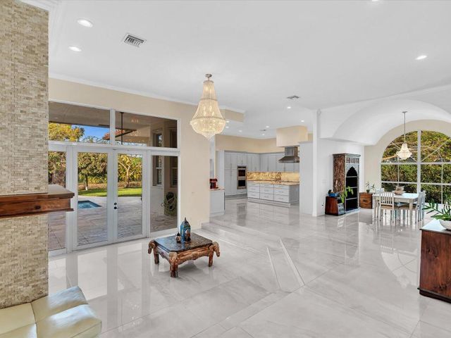 920 NW 122nd Avenue, Plantation, FL 33325