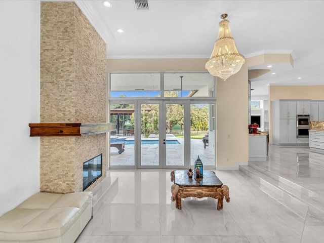 920 NW 122nd Avenue, Plantation, FL 33325