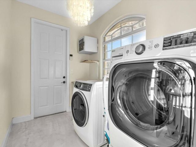 920 NW 122nd Avenue, Plantation, FL 33325