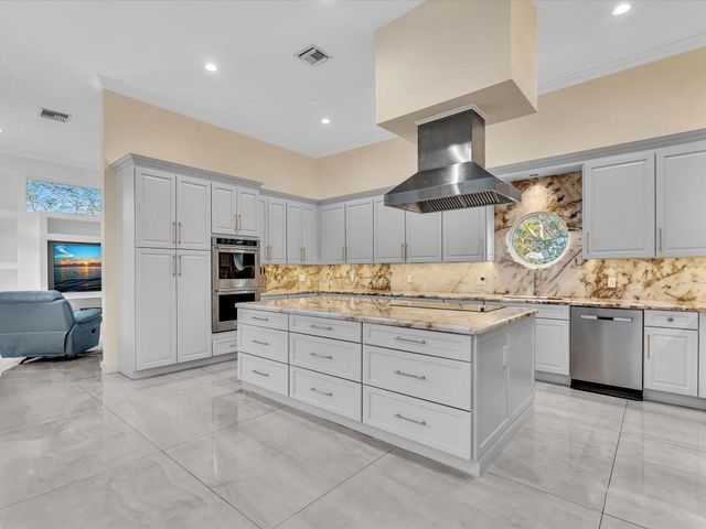 920 NW 122nd Avenue, Plantation, FL 33325