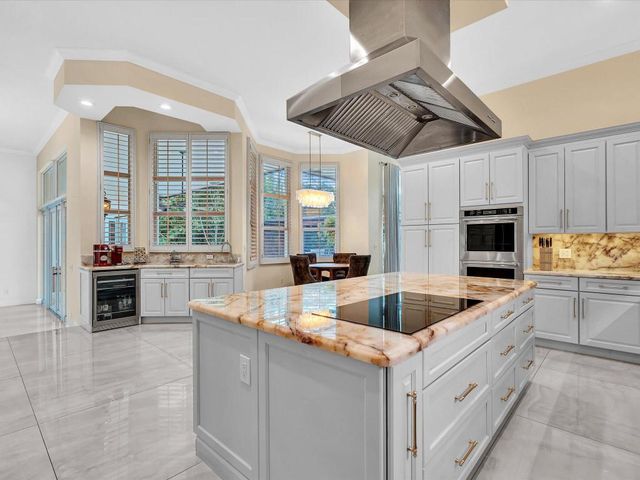 920 NW 122nd Avenue, Plantation, FL 33325