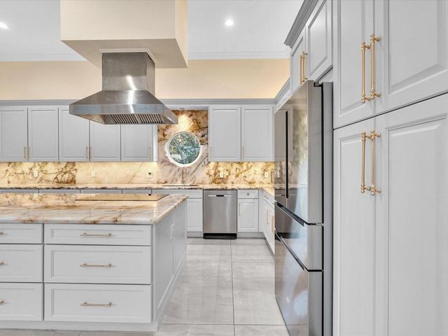 920 NW 122nd Avenue, Plantation, FL 33325