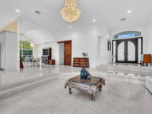 920 NW 122nd Avenue, Plantation, FL 33325