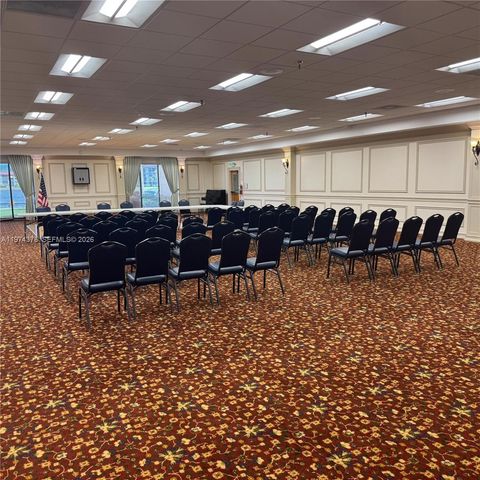 701 SW 142nd Ave 113S, Pembroke Pines, FL 33027