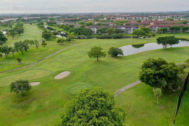 701 SW 142nd Ave 113S, Pembroke Pines, FL 33027