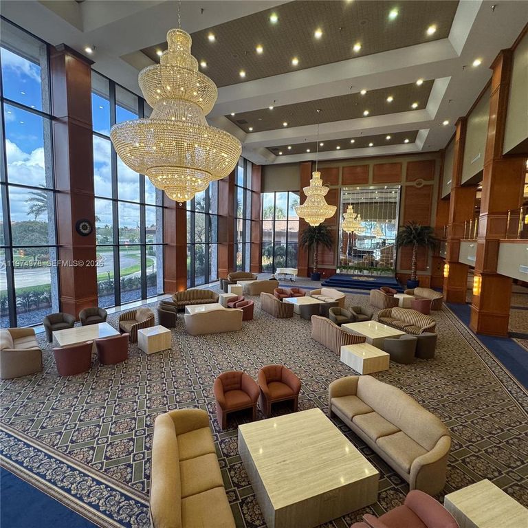 701 SW 142nd Ave 113S, Pembroke Pines, FL 33027