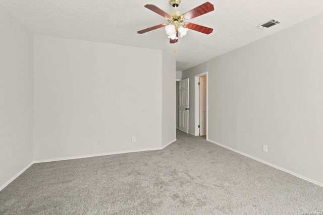 7118 Western Trail Dr, San Antonio, TX 78244