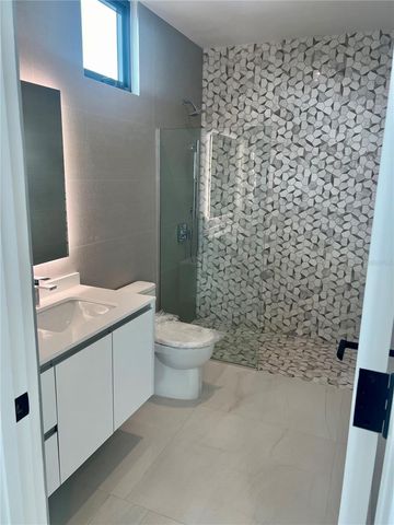 22 WHITE SANDS, Bayamon, PR 00959