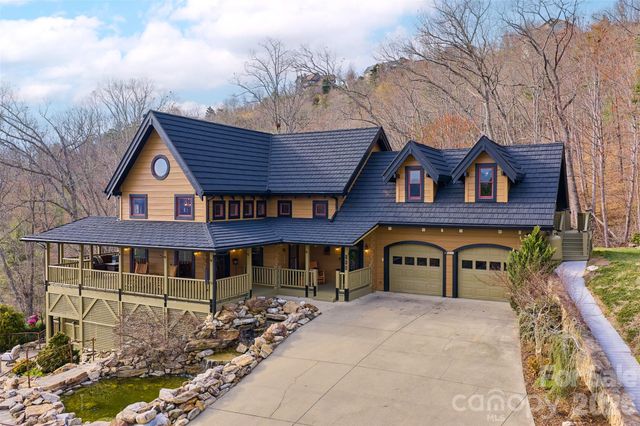 112 Hamburg Mountain Road, Weaverville, NC 28787