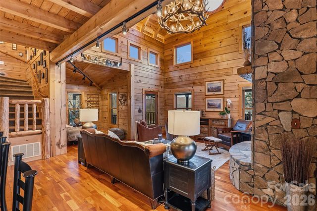 112 Hamburg Mountain Road, Weaverville, NC 28787