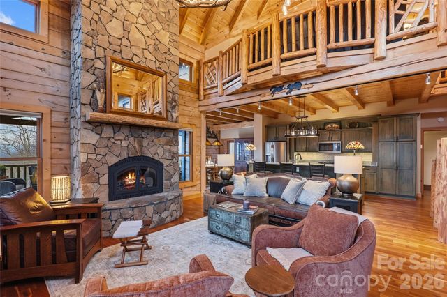 112 Hamburg Mountain Road, Weaverville, NC 28787