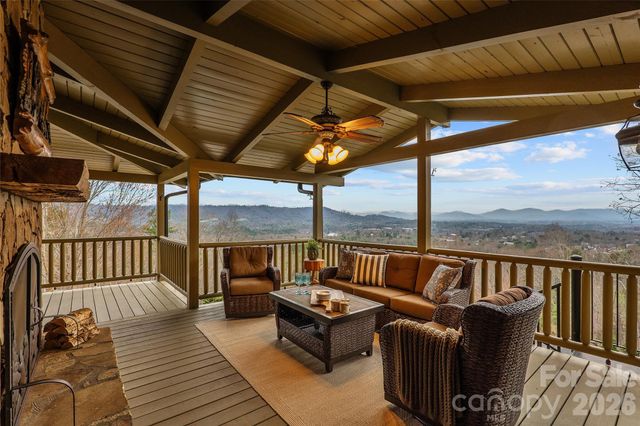 112 Hamburg Mountain Road, Weaverville, NC 28787