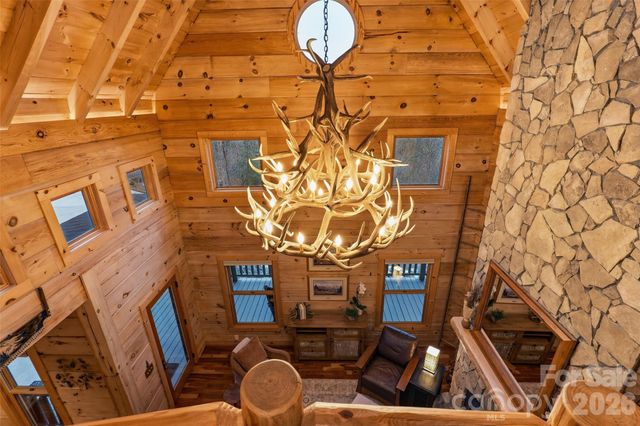 112 Hamburg Mountain Road, Weaverville, NC 28787