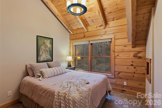 112 Hamburg Mountain Road, Weaverville, NC 28787