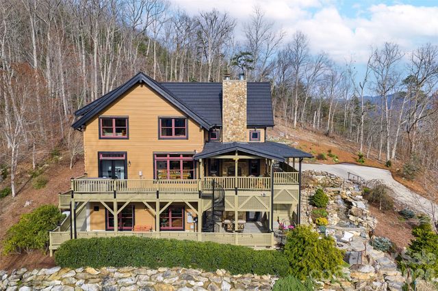 112 Hamburg Mountain Road, Weaverville, NC 28787