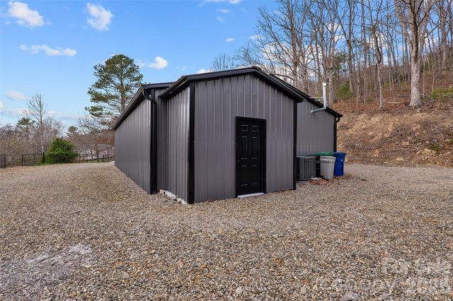 112 Hamburg Mountain Road, Weaverville, NC 28787