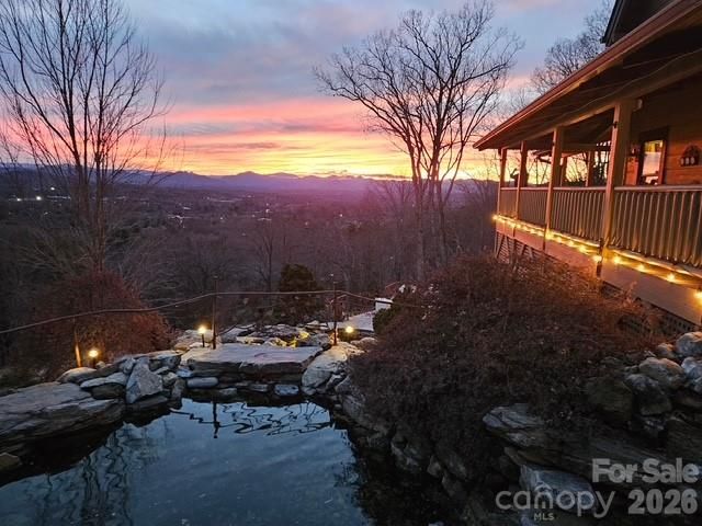 112 Hamburg Mountain Road, Weaverville, NC 28787