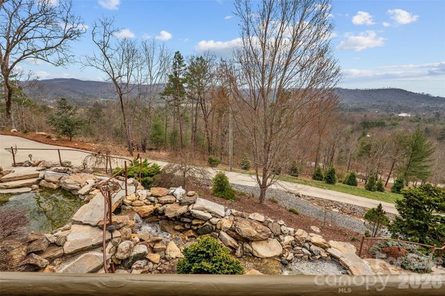 112 Hamburg Mountain Road, Weaverville, NC 28787