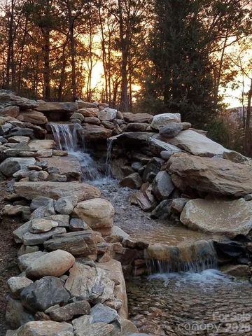 112 Hamburg Mountain Road, Weaverville, NC 28787